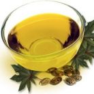 Beneficiile uleiului de jojoba pentru par si piele