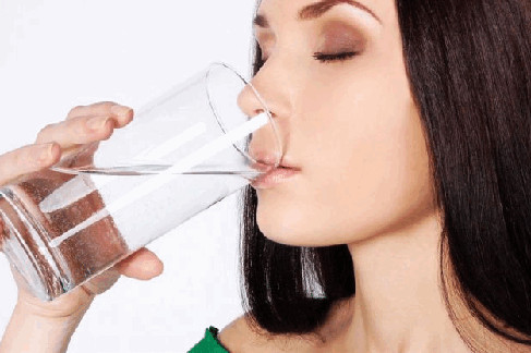 Dieta de apă minerală, apă sărată slăbire