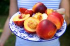 Nectarinele te ajuta sa scapi de surplusul de kg - afla cum le consumi corect
