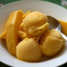 Inghetata de mango cu rom si lime