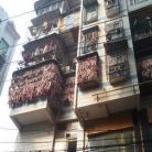 Povestea chinezului care si-a tapetat balconul cu bacon